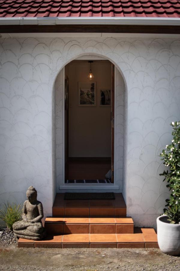 The Coastal Casa ~ Close To The Beach And Town Маунт Маунгануи Екстериор снимка